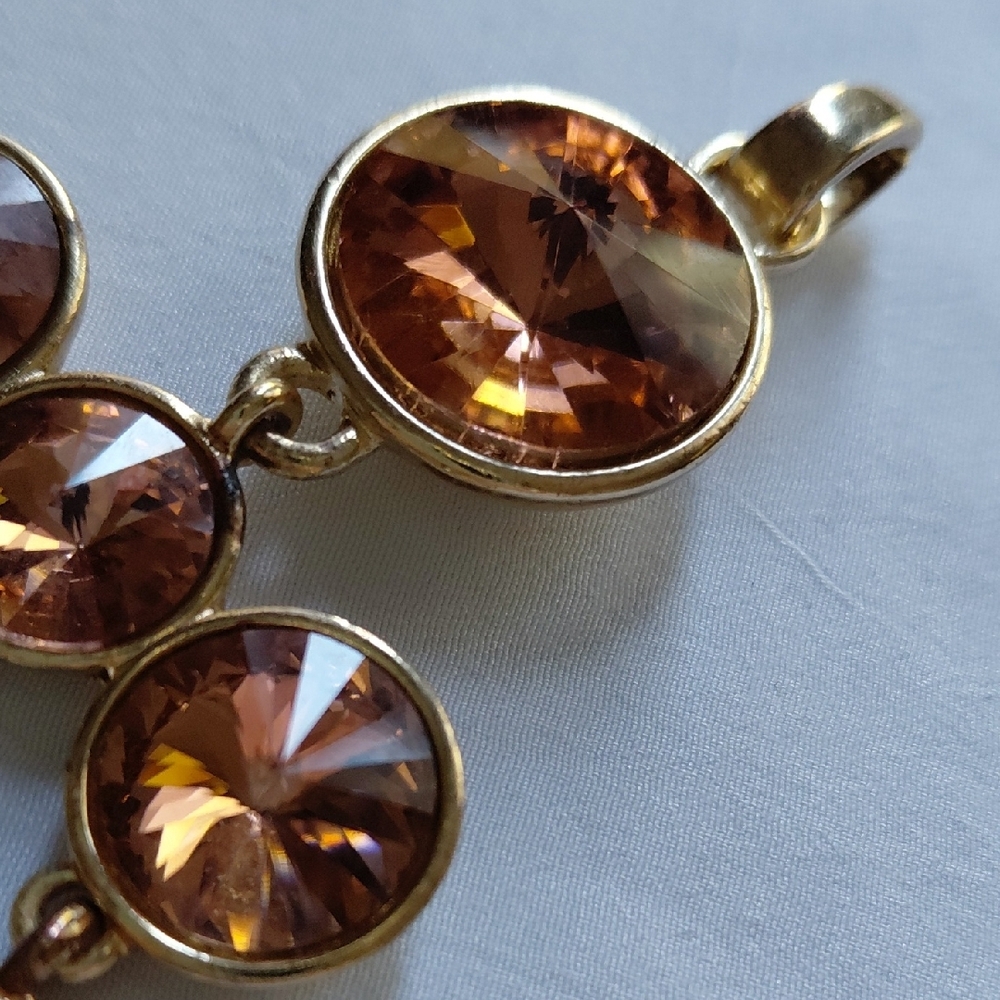 Elegant Gold and PINK Pendant - Picture 2 of 14